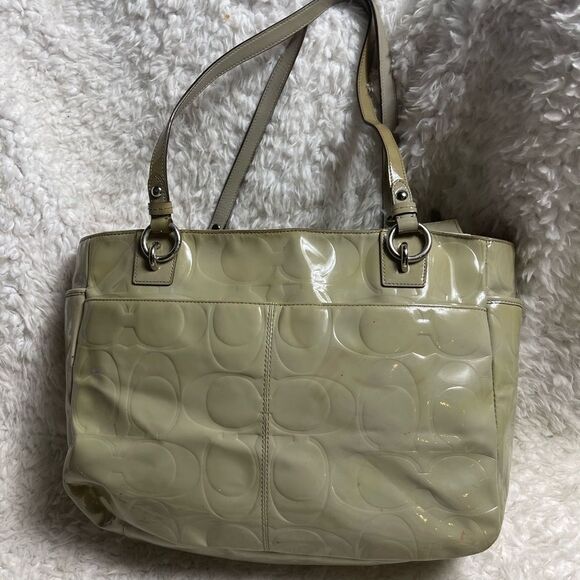 Vintage COACH patent Gray Leather Signature F17729 Tote silver tone hardwares - Picture 2 of 9